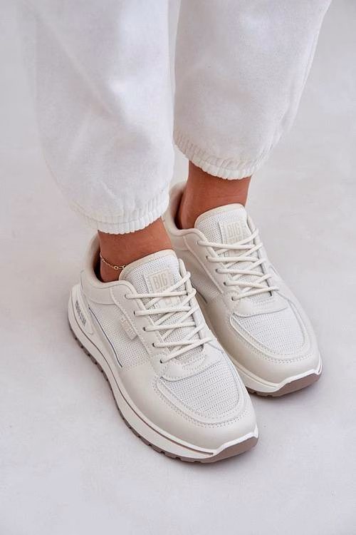 Buty sportowe damskie – klucz do komfortu i stylu